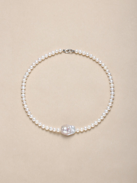Clara Pearl Necklace