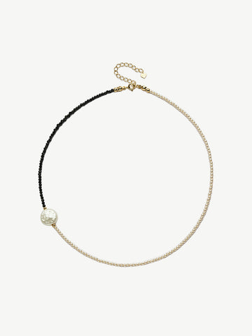 Elegant pearl necklace