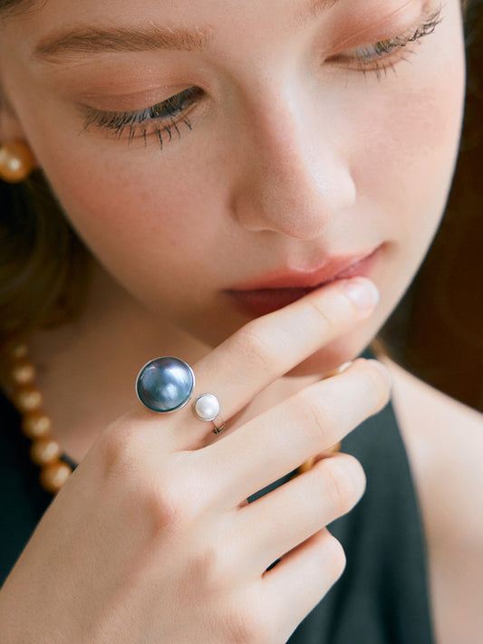Dual Pearl Contrast Ring MOSSETTA Jewelry