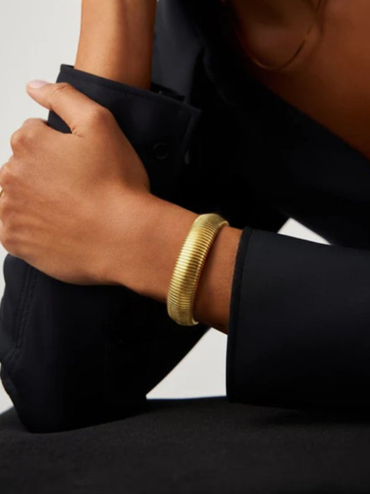 Ribbed Gold Flow Bangle MOSSETTA Jewelry